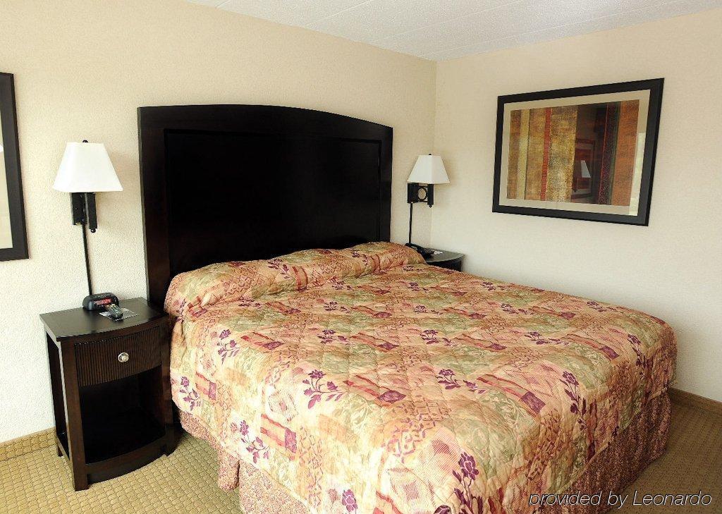 Holiday Inn And Suites Charleston West, An Ihg Hotel Ruang foto